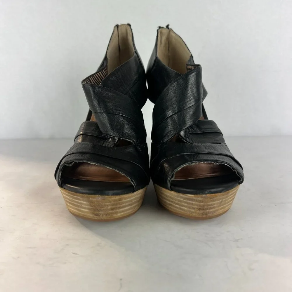 Seychelles Sandals Womens 8.5 Black Leather Wedge Stacked Heel Criss Cross‎
